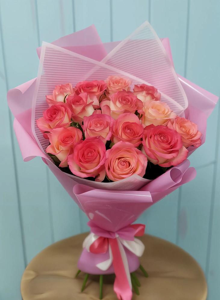 Букет 15 Розовых роз Равель в Канглах