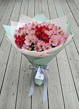 Букет цветов из:  Альстромерии в Канглах