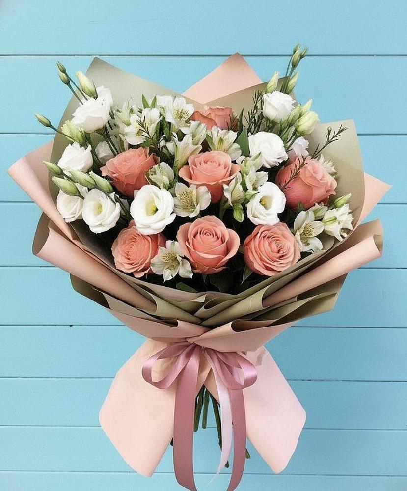 Букет цветов из: Розы, Альстромерии и Лизиантусы в Канглах