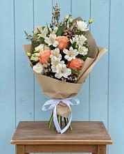 Букет цветов из:  Альстромерии, Лизиантусы, Розы и Хризантемы #REPLACE_PRED# Канглах