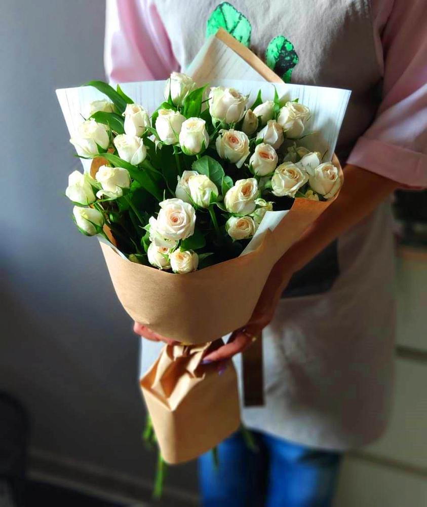 Букет цветов из: Розы в Канглах