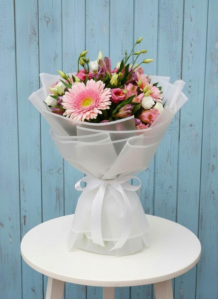 Букет цветов из: Герберы, Альстромерии и Лизиантусы в Канглах