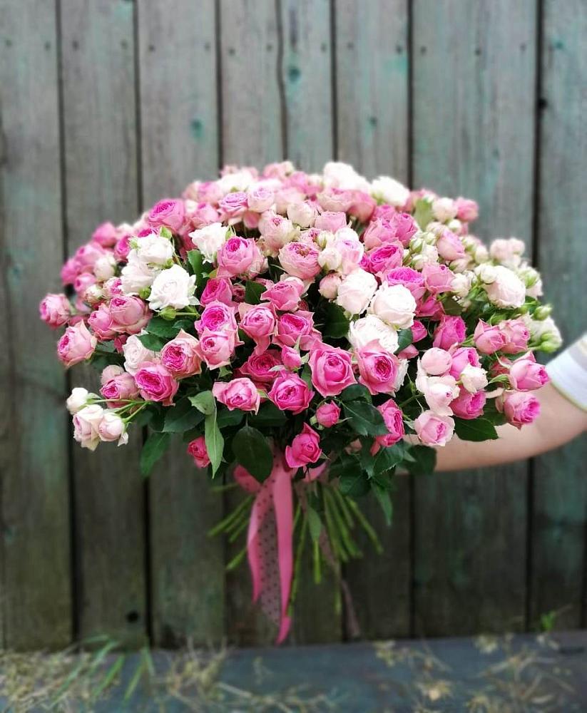 Букет Розовые кустовые розы Натали и Лав Лидия в Канглах