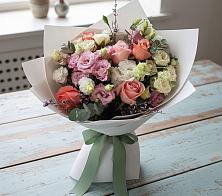 Букет цветов из:  Розы, Лизиантусы и Гвоздики в Канглах