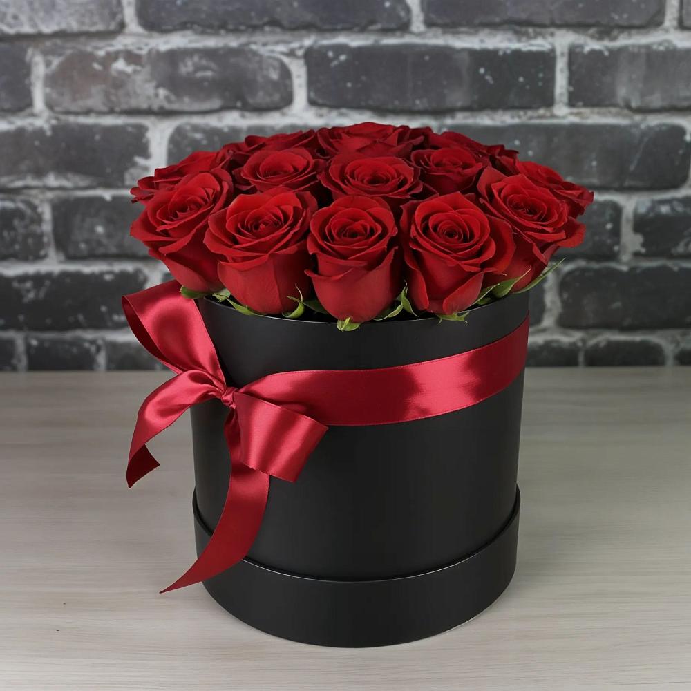 Цветочная композиция из Розы в шляпной коробке в Канглах