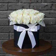 Цветочная композиция из Розы в шляпной коробке #REPLACE_PRED# Канглах